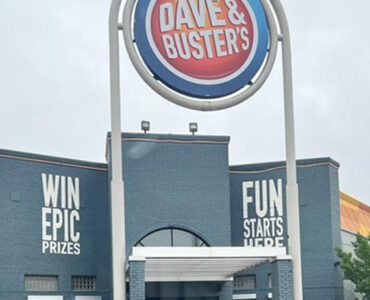 dave and buster's